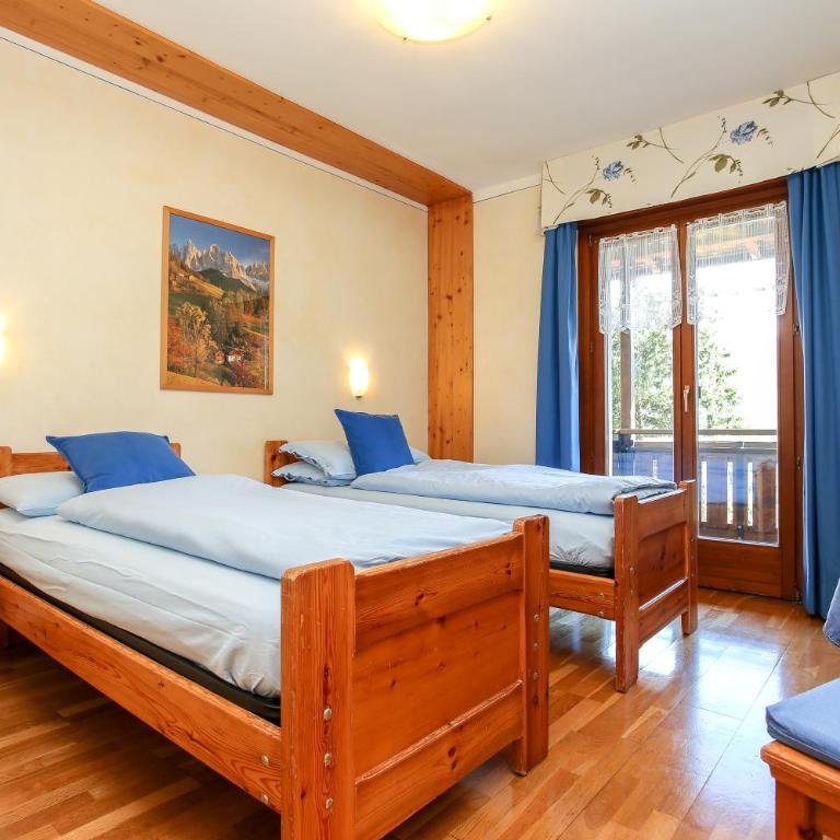 Albergo Adele - Camera Standard Matrimoniale/Doppia con Letti Singoli con Balcone - 18