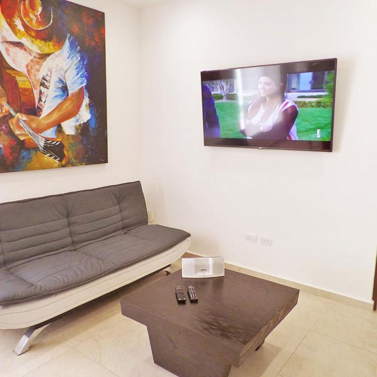Skyline 204 - One-Bedroom Apartment - 6