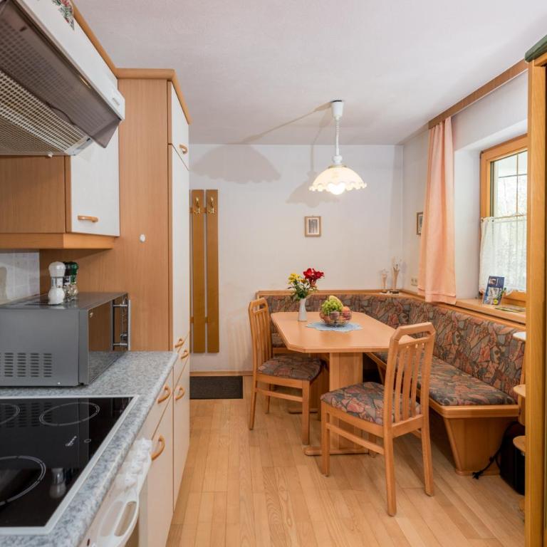 Landhaus Bergzeit - Apartamento de 1 dormitorio con balcón o terraza - 6