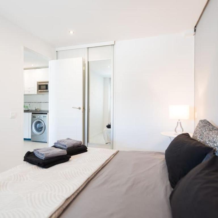 Yumbo Movida Accommodation - Apartamento con vistas a la piscina - 9