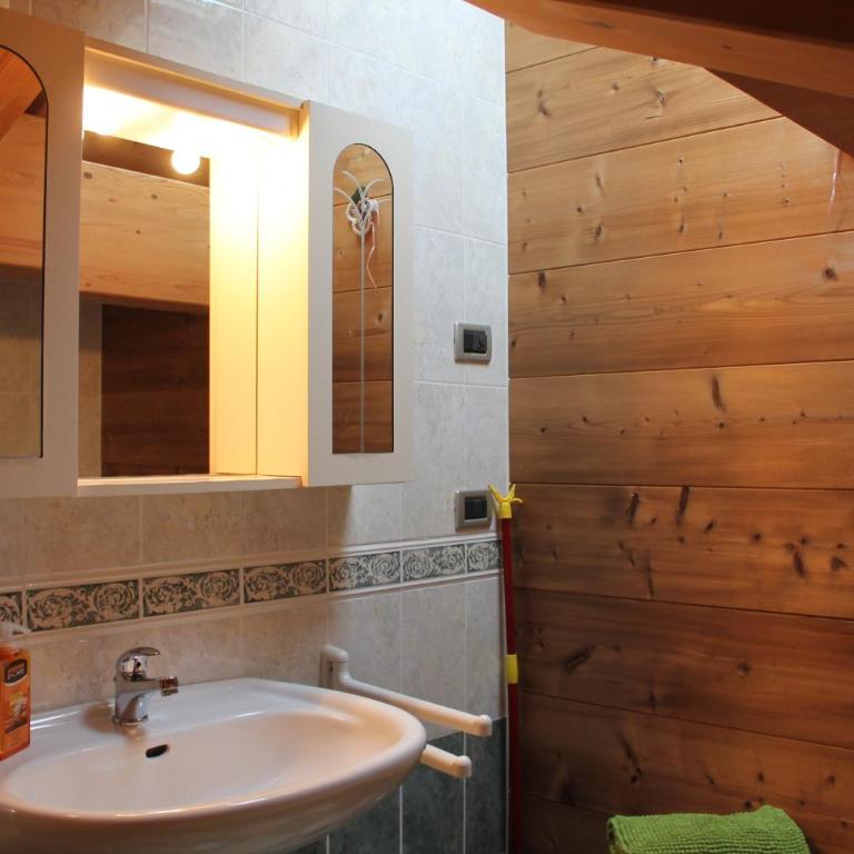 Baita Zeni Tirolerhof - Superior Chalet - 1