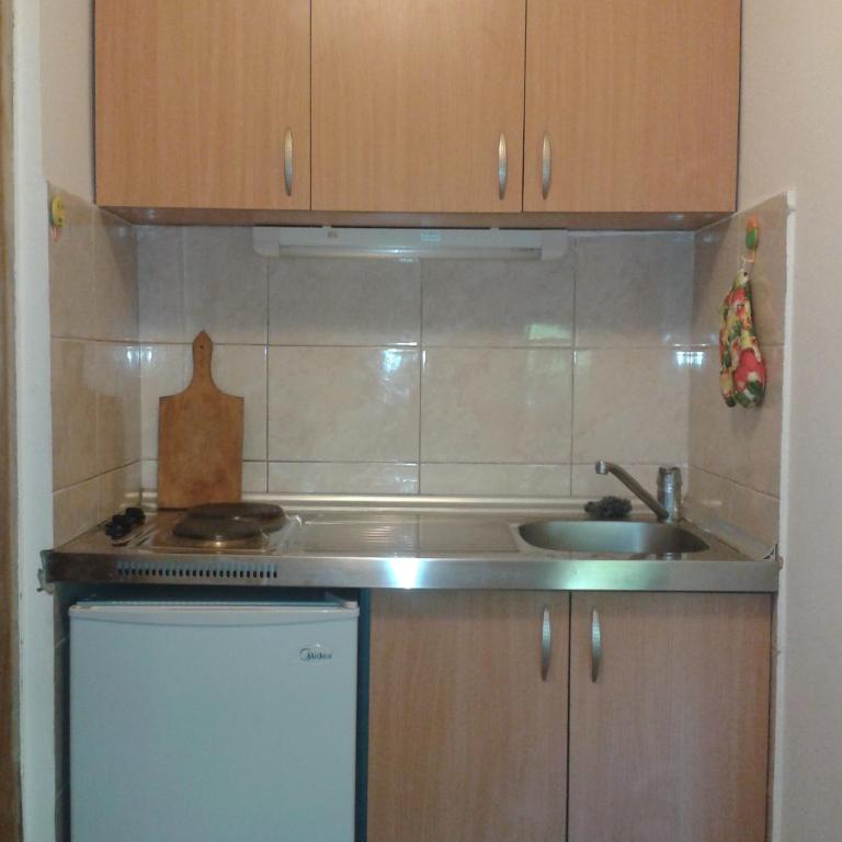 Apartments Mrvaljevic - Apartment with Sea View - 4