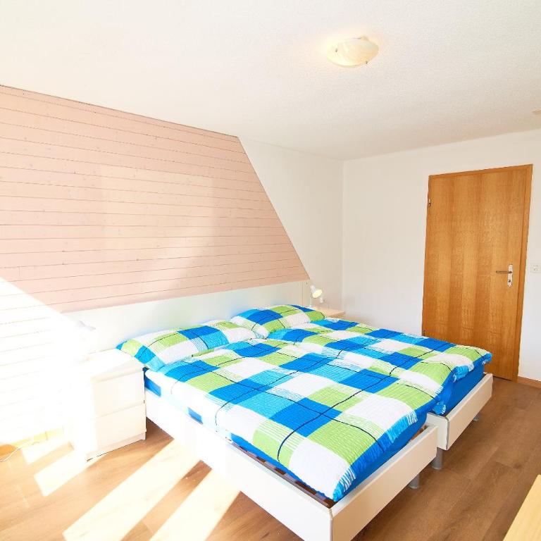 City Center Holiday Apartment - Apartment - 2