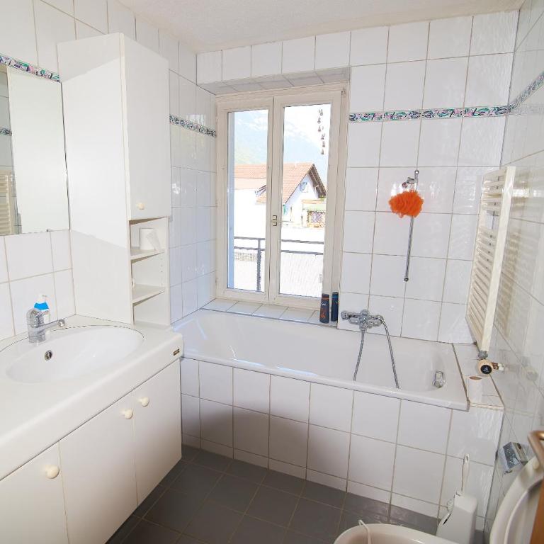 City Center Holiday Apartment - Apartment - 4