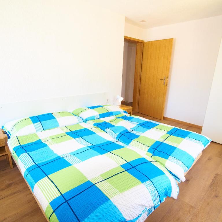 City Center Holiday Apartment - Apartment - 8
