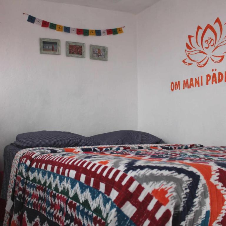 Hostal La Isla - Double Room with Private Bathroom - 5