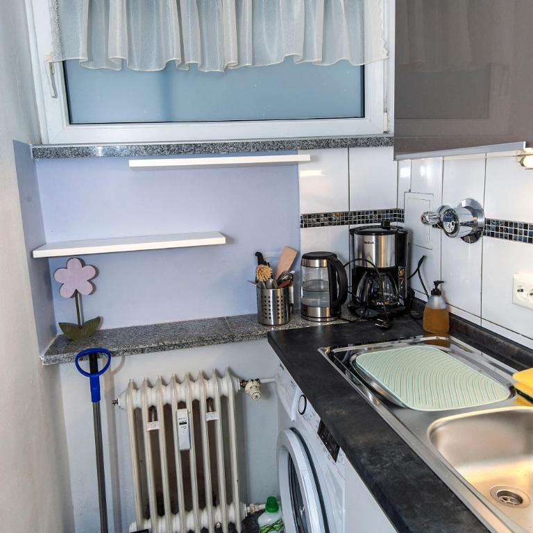 Lovely studio in Augsburg - Apartment mit Balkon - 16