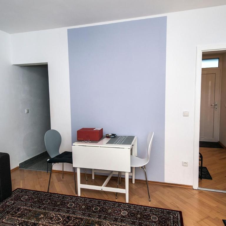 Lovely studio in Augsburg - Apartment mit Balkon - 11