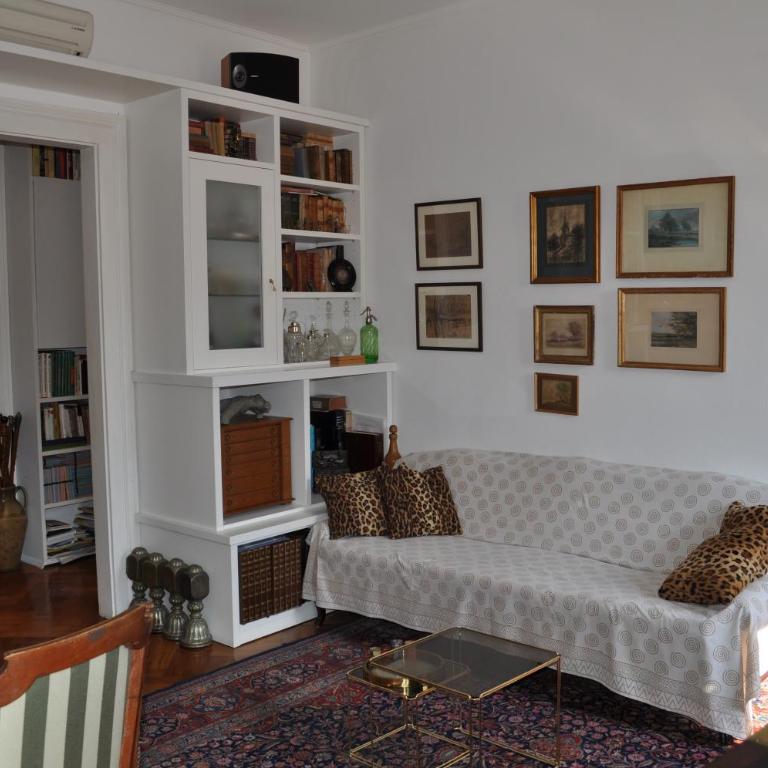UNICA nel cuore storico di Trieste - Camera Matrimoniale con Bagno Privato - 9