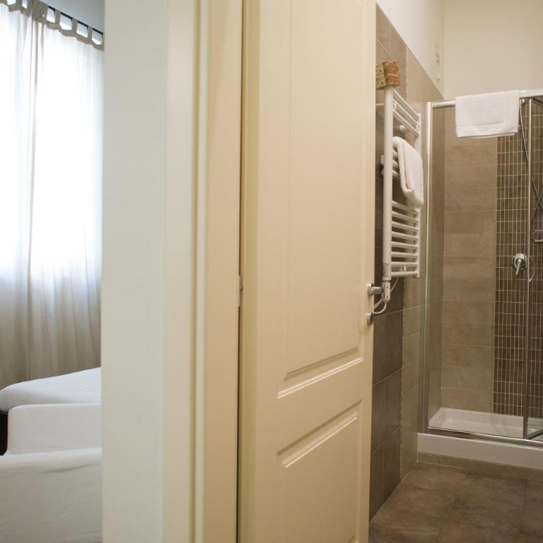B&B Suite Paciotti - Camera Singola con Bagno Privato - 5
