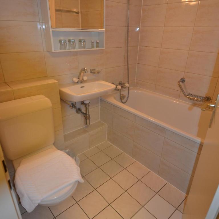 Beausite - Dreibettzimmer - 1