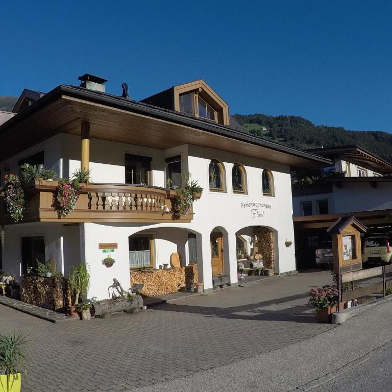 Ferienwohnungen Flörl - Apartamento de 2 dormitorios con balcón - Ático - 10
