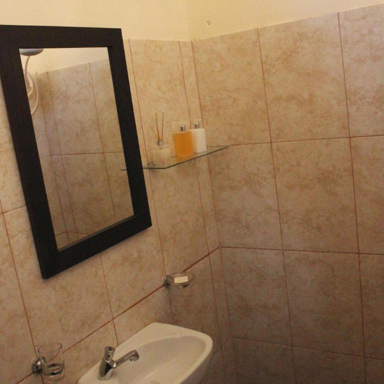 Villa Cabrera Apart and Suites - Habitación Triple económica - 5