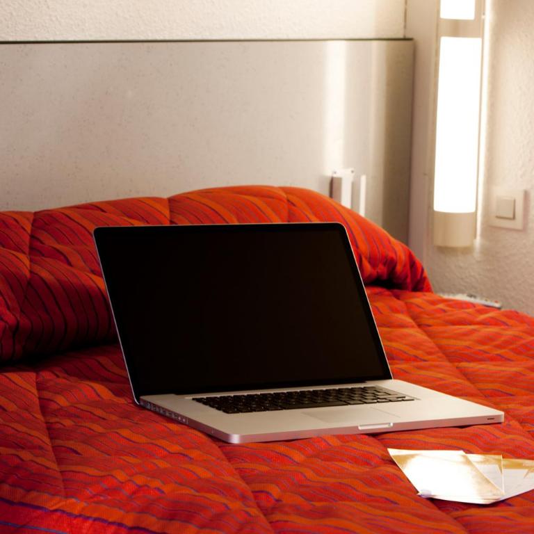 Premiere Classe Chambery - Triple Room - 6
