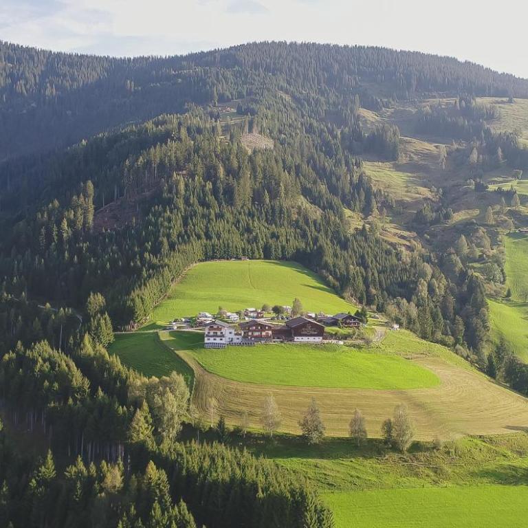 Bergbauernhof Familienparadies Oberhasenberghof - Appartement avec Balcon - 14