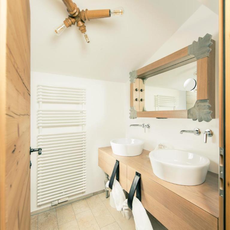 Hinterwies – Ski In / Lodge / Dine - Doppelzimmer - 2