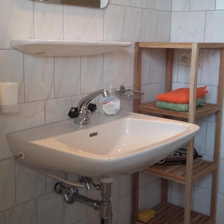 Tiefhof - Apartment mit 2 Schlafzimmern und Balkon - 12