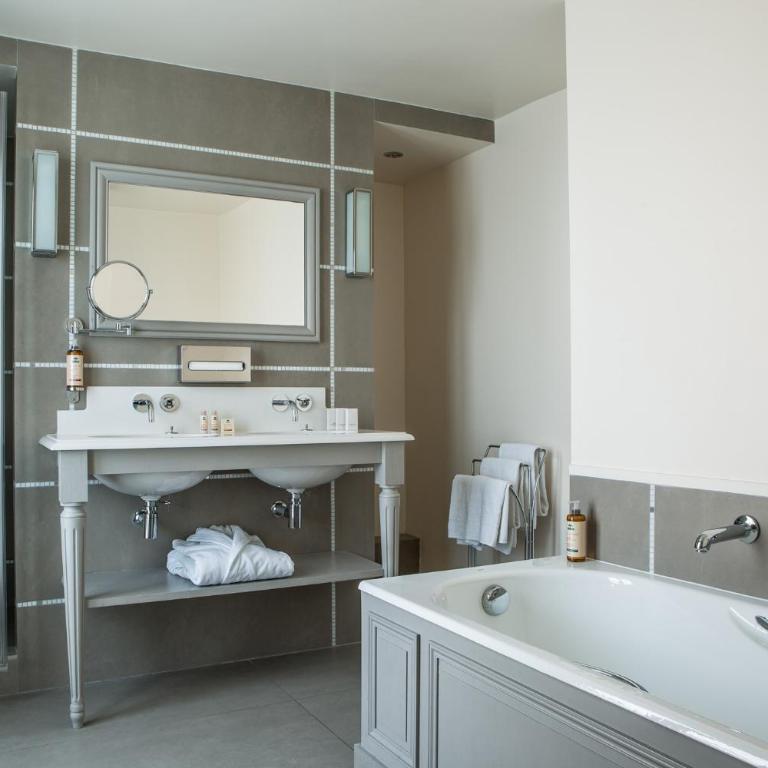 Hôtel Mansart - Esprit de France - Chambre Deluxe - 3
