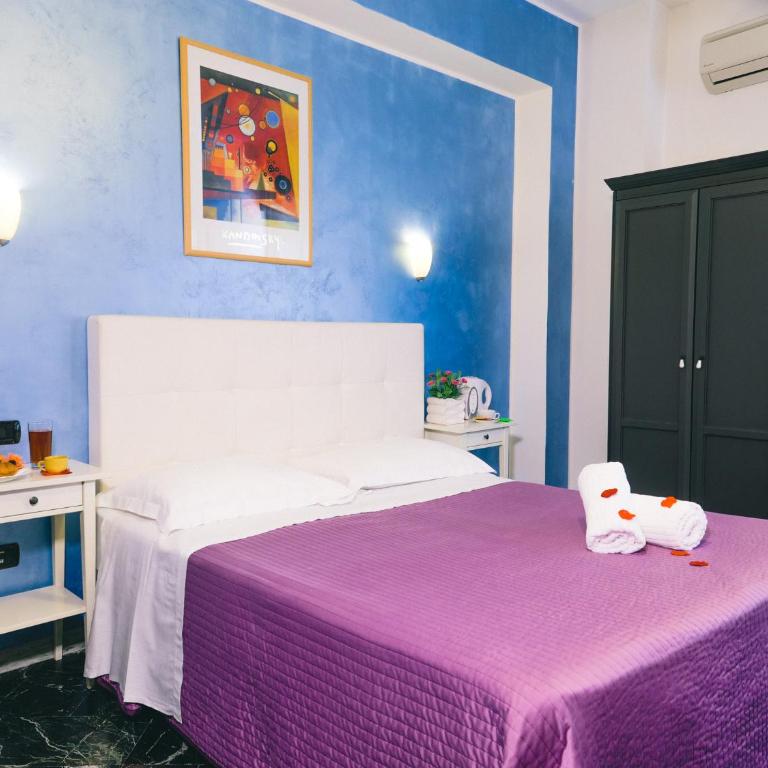 Diana Inn Accommodations - Camera Matrimoniale - 3