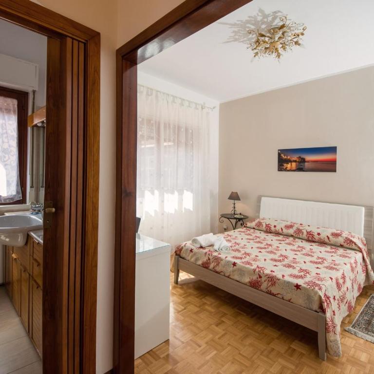 La Castellese - Camera Matrimoniale con Bagno Privato - 7