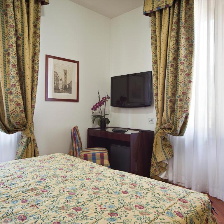 Hotel Italia - Camera Matrimoniale Superior (1 Adulto) - 4