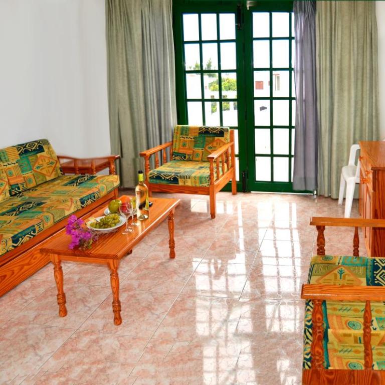 Apartamentos Tisalaya - Apartment with Pool View and Private Balcony - 7