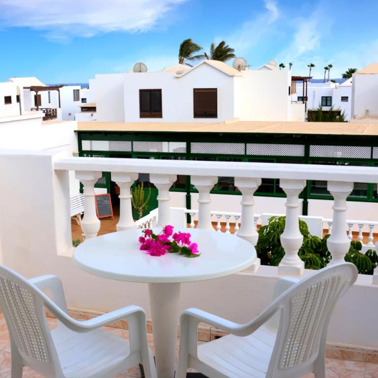 Apartamentos Tisalaya - Apartment with Private Balcony - 3