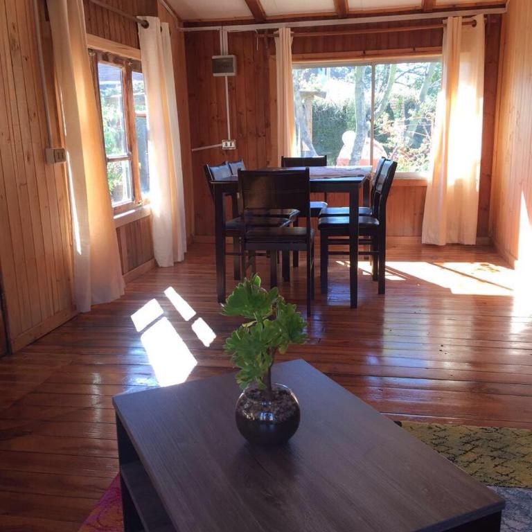 Cabañas granja Central - Three-Bedroom House - 16