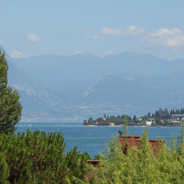 Hotel Holiday - Suite con Vista Lago - 5