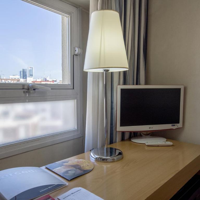 Infanta Mercedes - Double Room - 7