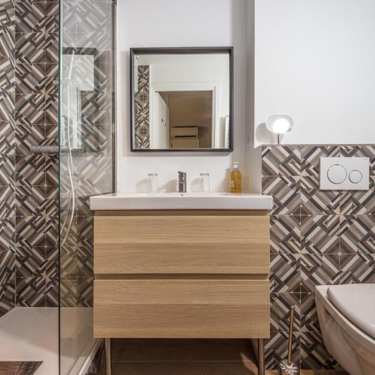 Studios 10 & 11 BY HOTEL DES LICES - Deluxe Studio mit Doppelbett - 3