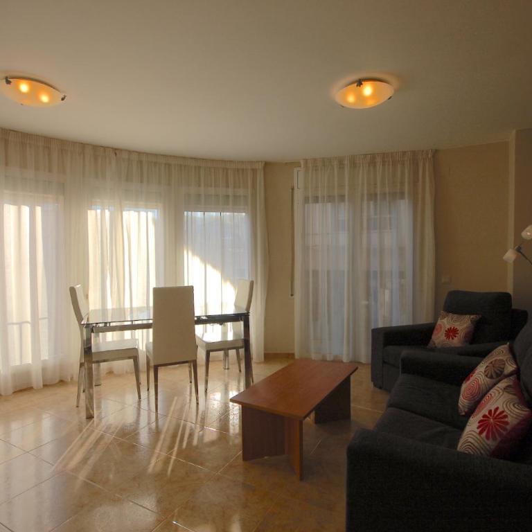Lets Holidays Centric Apartment in Tossa de Mar - Apartamento de 2 dormitorios - 1