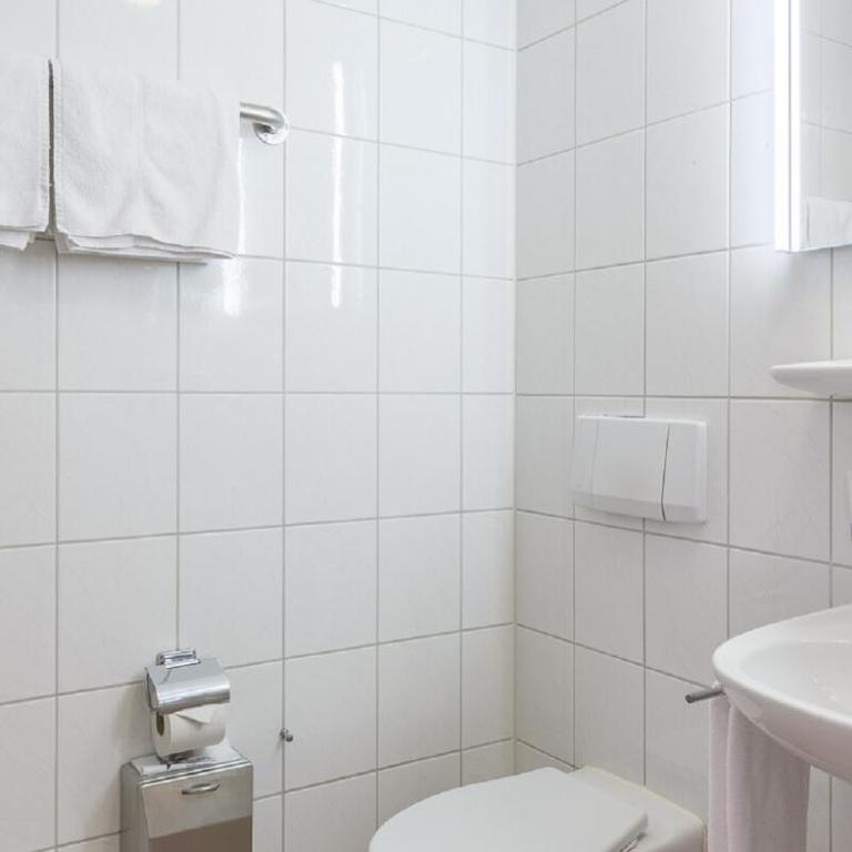 Hotel Drei Könige Luzern - Standard Doppelzimmer - 6