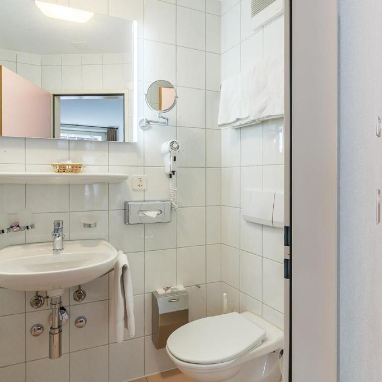 Hotel Drei Könige Luzern - Standard Dreibettzimmer - 5