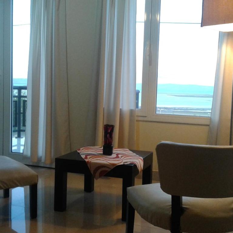 Altos del Lago departamentos - Apartamento con balcón - 3