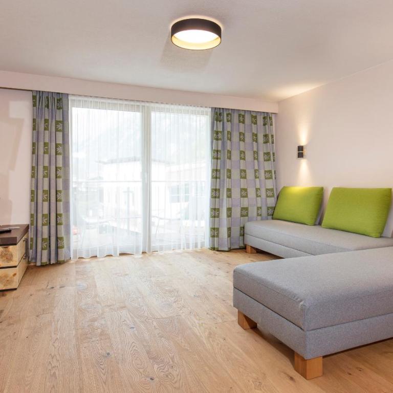 Hotel Garni Birkenhof - Superior Doppelzimmer mit Balkon - 4