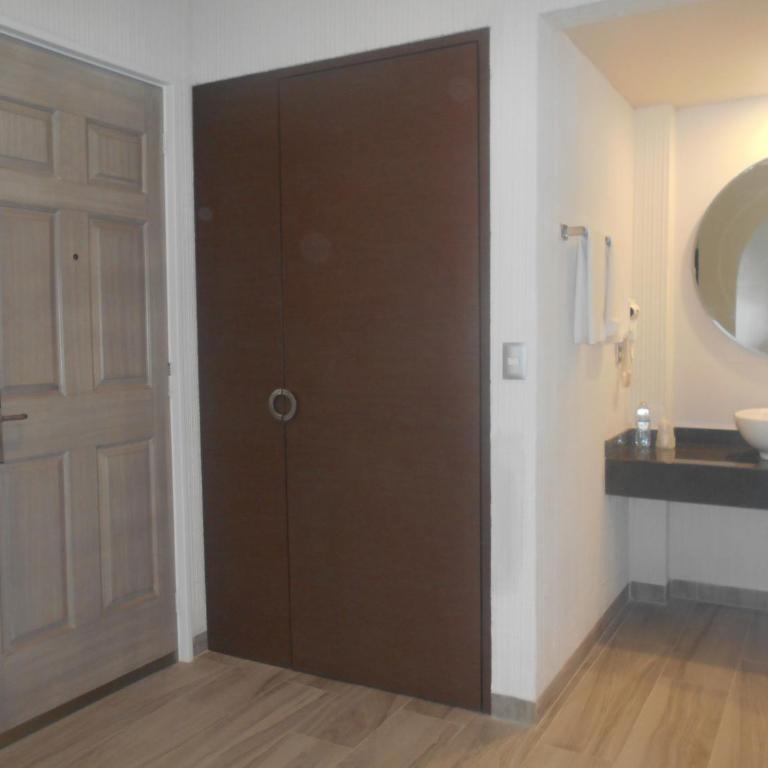 Hotel Puente Real - Suite Doble Estándar - 6