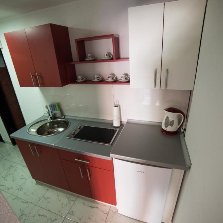 Apartman Hitno - Apartman - Prizemlje - 17