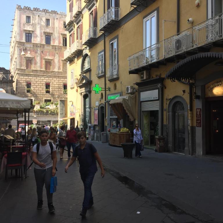 Appartamentino 116 Via Chiaia - Apartment - 17