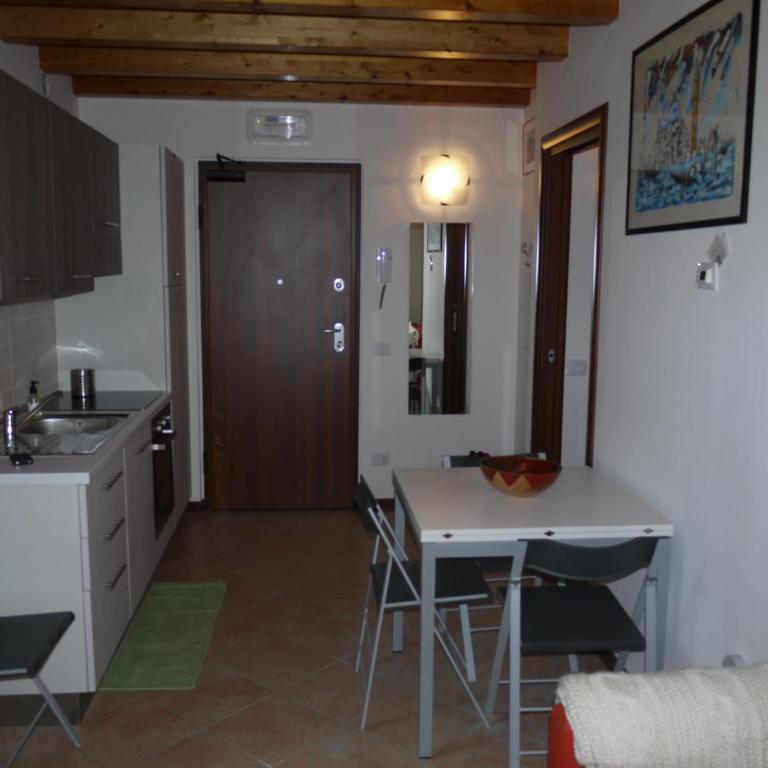 Villaggio delle Alpi - Apartamento con balcón - 3