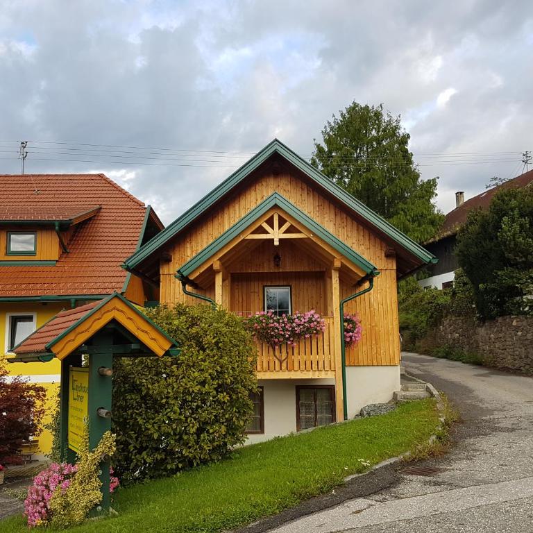 Landhaus Ebner - Apartment mit 2 Schlafzimmern - Nebengebäude - 8