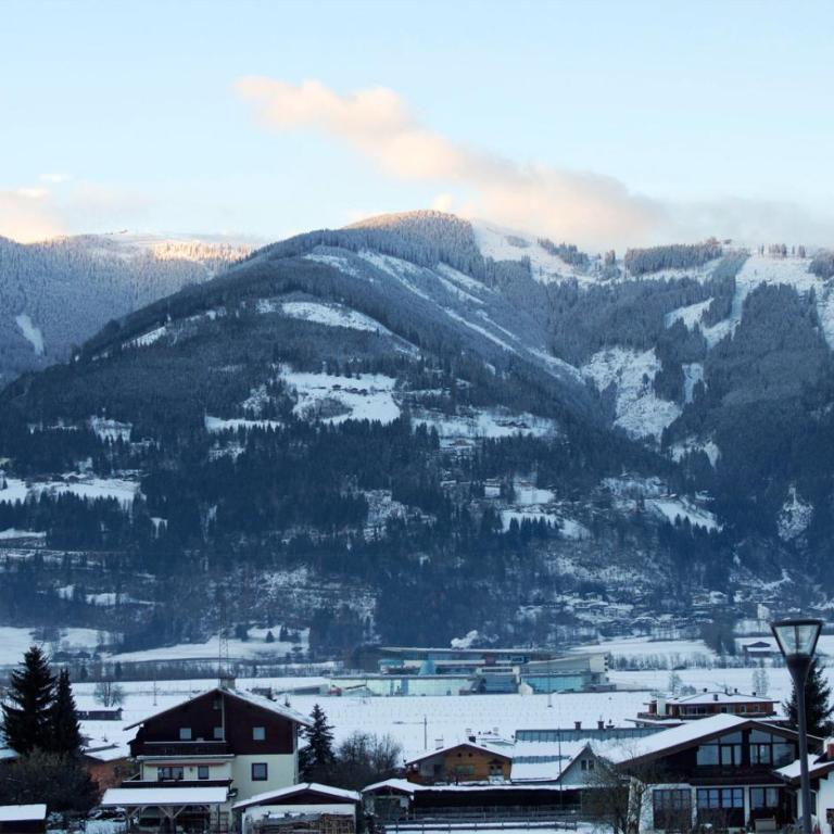 Dorfchalets & Apartments - in Kaprun centre including FREE entry Tauern Spa and Summer Card - Apartment mit Bergblick (2 Erwachsene) und kostenfreiem VIP-Eintritt ins Tauern Spa - 11