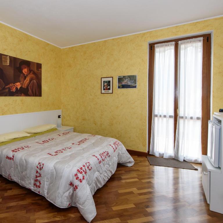 B&B-FORESTERIA Casa Della Musica Lake Como - Camera Matrimoniale con Terrazza e con Vista Lago - 14