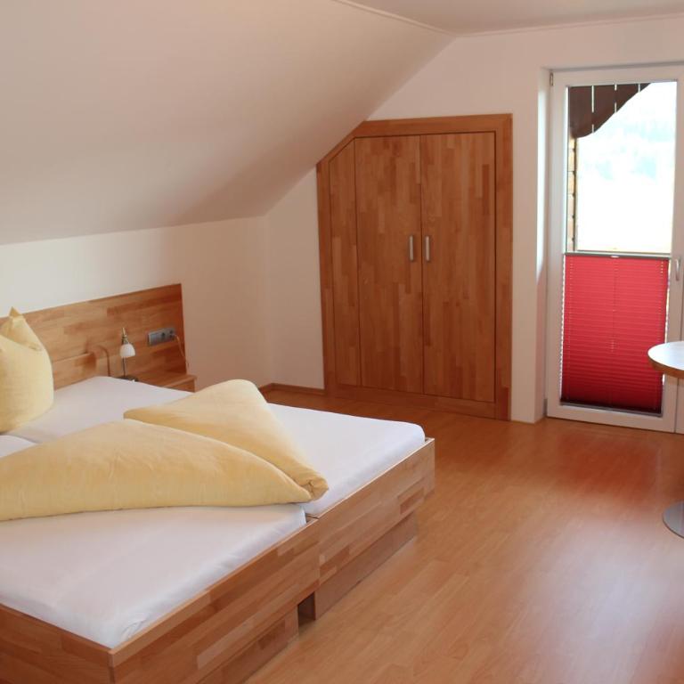 Haus Kalt - Doppelzimmer mit Seeblick - 1