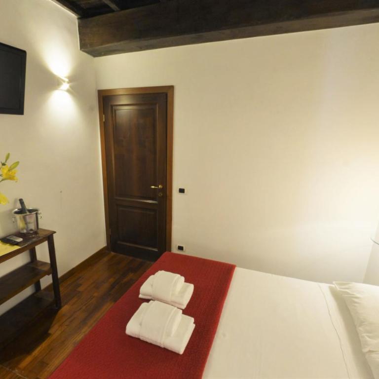 Borgo Pio 91 - Chambre Triple avec Balcon - 14