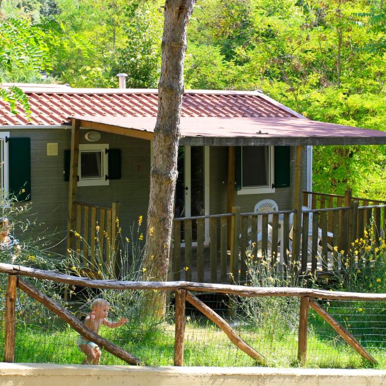 Camping Siena Colleverde - Casa Mobile con 2 Camere da Letto - 8