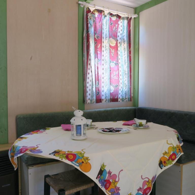 Camping Azul - Bungalow de 2 dormitorios (4 adultos + 2 niños) - 4