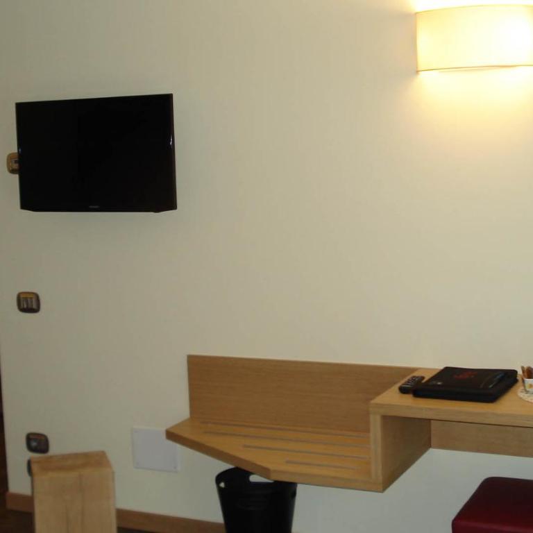 Hotel Garni Vittoria - Habitación Doble Estándar - 1
