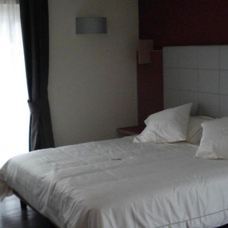 Hotel Garni Vittoria - Habitación Doble Estándar - 3