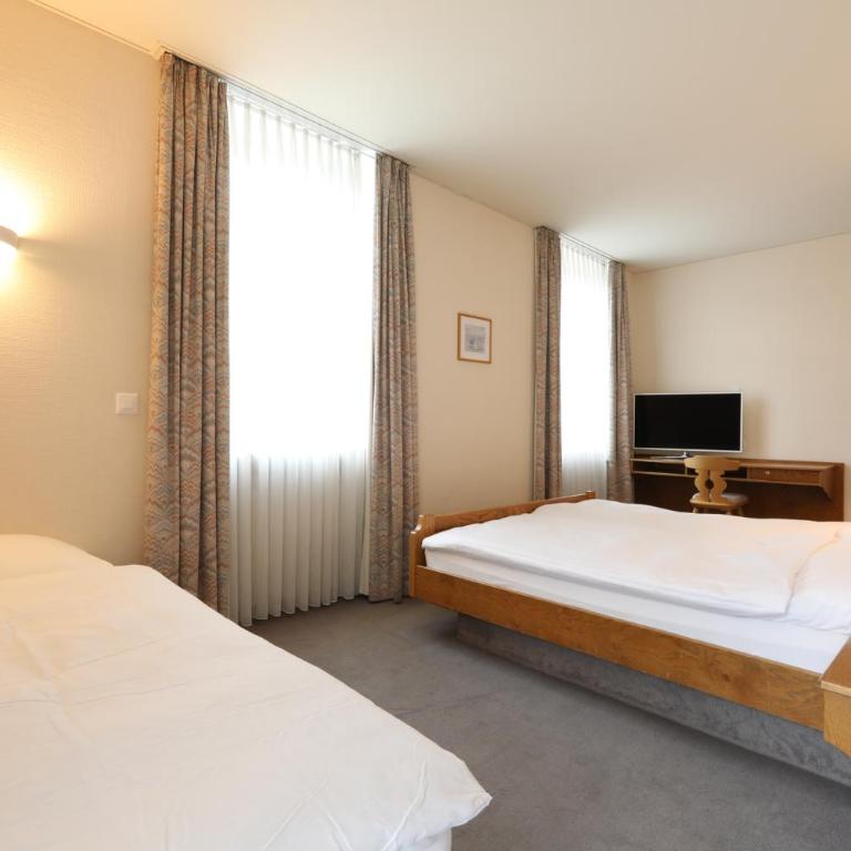 Hotel Concordia - Dreibettzimmer mit Bad - 1